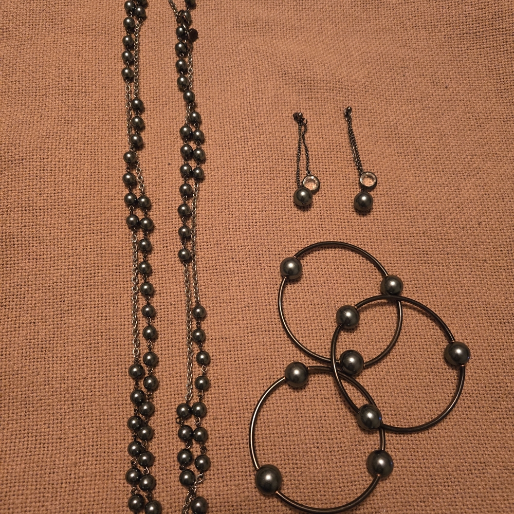Simply Vera Vera Wang Black Pearl Necklace Set